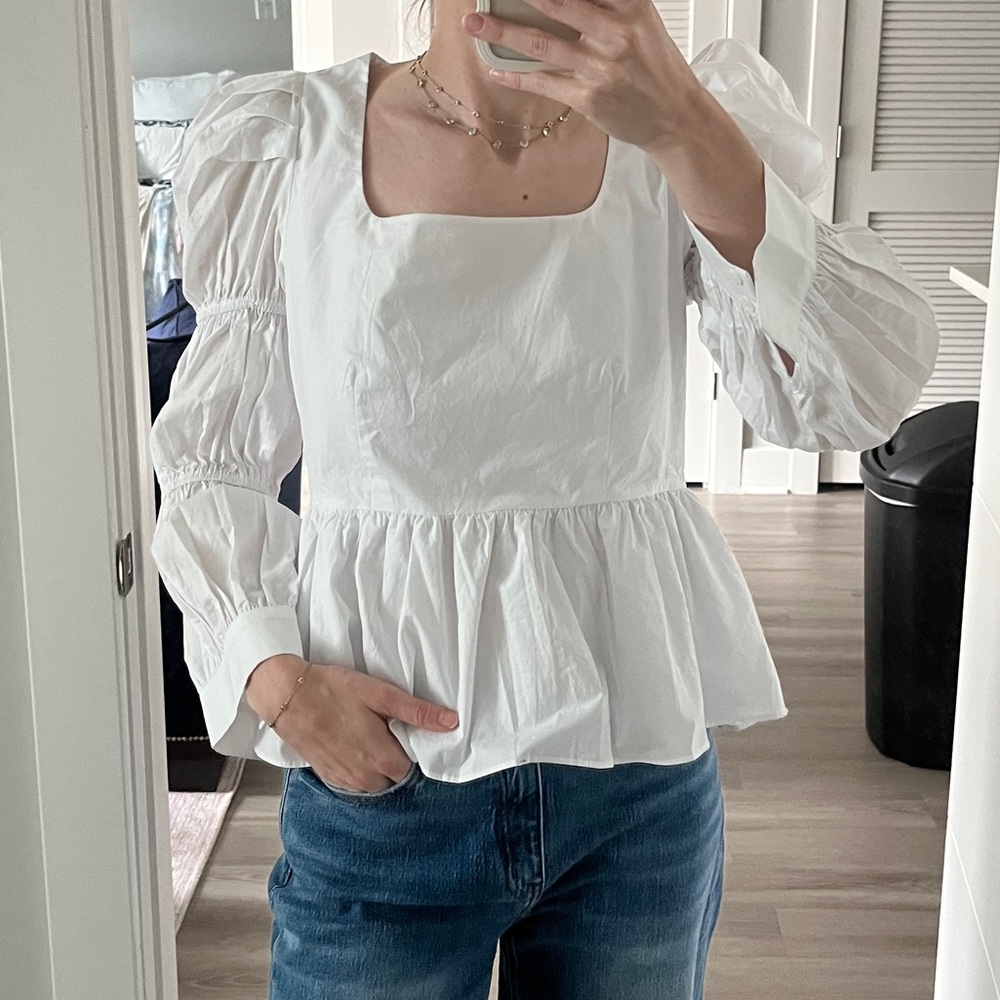 NWOT Tuckernuck White Blouse Top